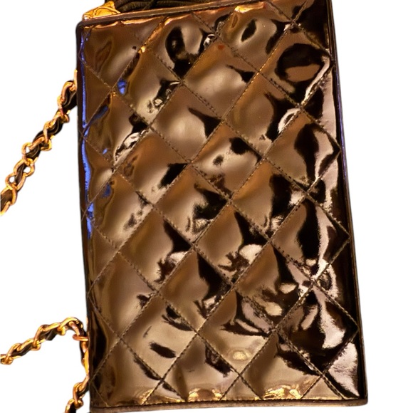 Chanel Black Quilted Patent Leather Bag - Picture 7 of 9